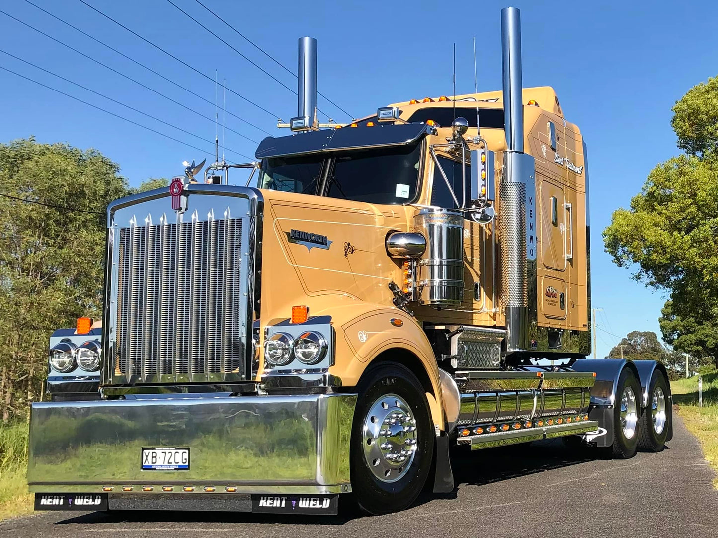 Kenworth Headlight Eyelids